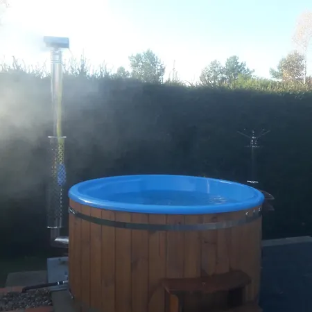 Dom Pod Gwiazdami Hébergement de vacances Gamerki Wielkie