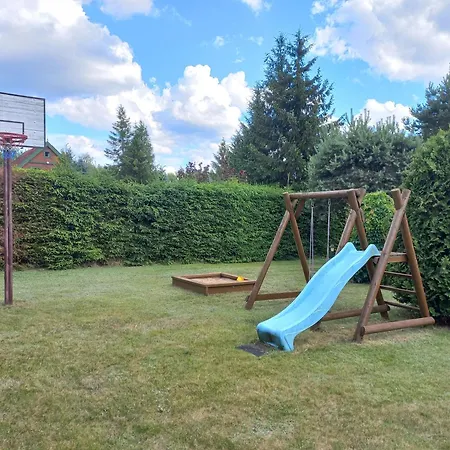 Dom Pod Gwiazdami Hébergement de vacances Gamerki Wielkie